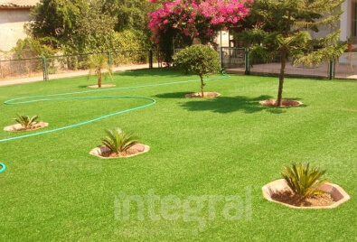Application de jardin de gazon artificiel de Peragrass